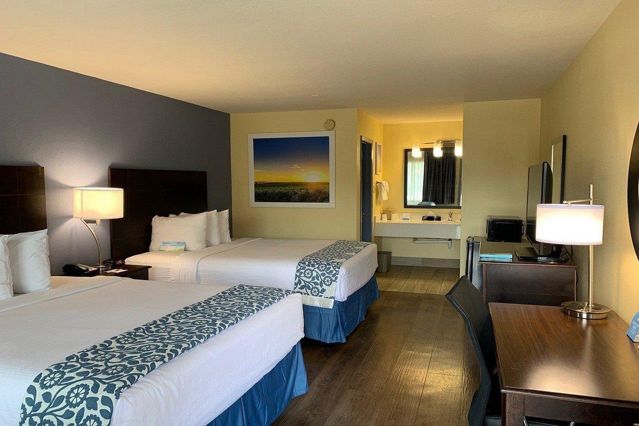 Surestay By Western Hotel 2*