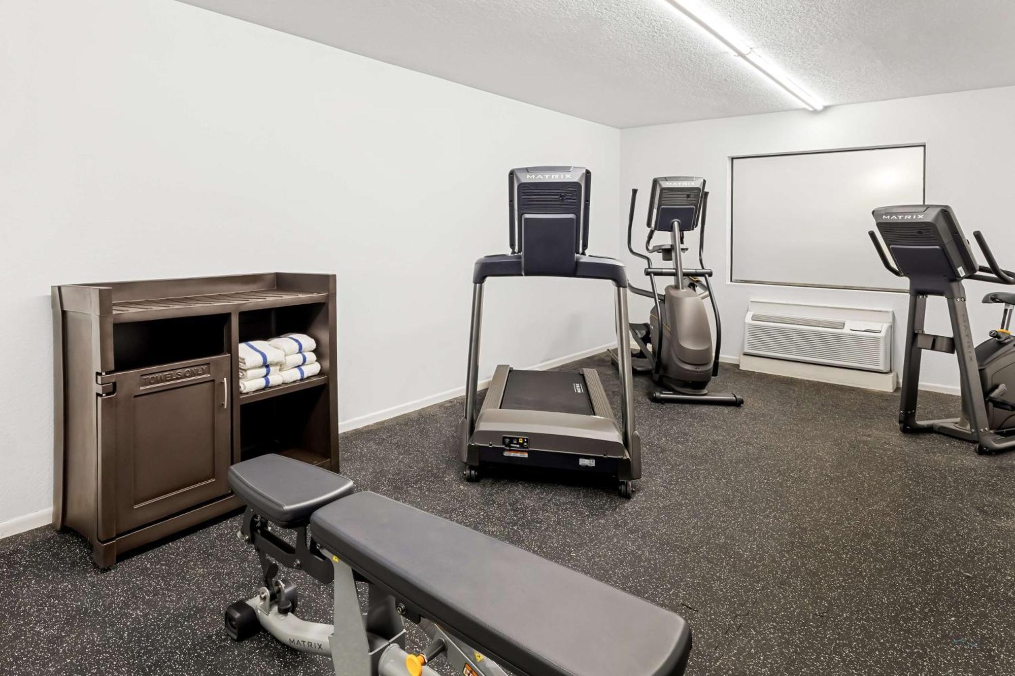 Hotel Surestay By Western Beaumont