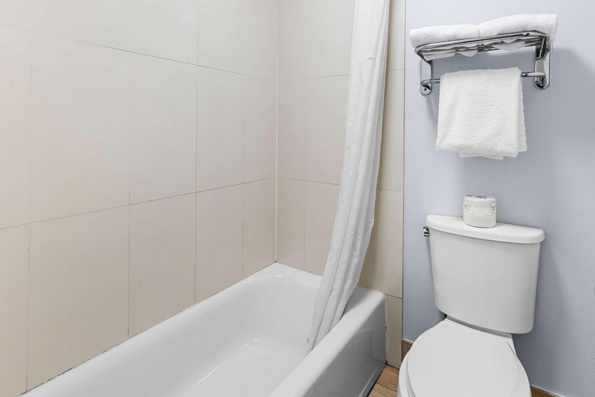 Hotel Surestay By Western