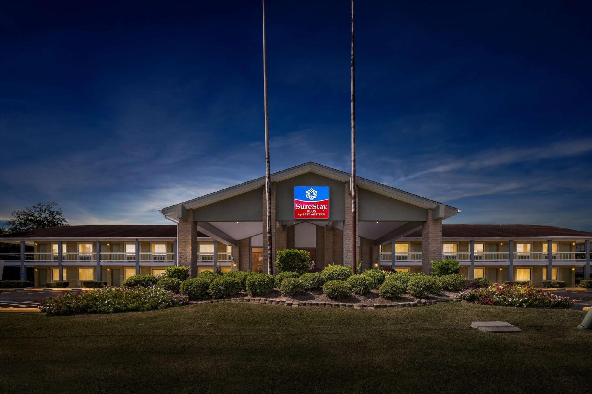 Hotel Surestay By Western Beaumont
